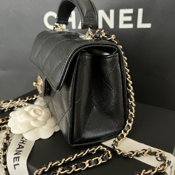 ❌sold❌Chanel 25S mini caviar top handle - Picture 3 of 6